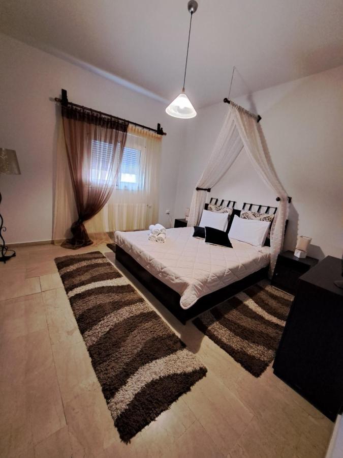 Guesthouse Aelia Като-Лутраки Экстерьер фото